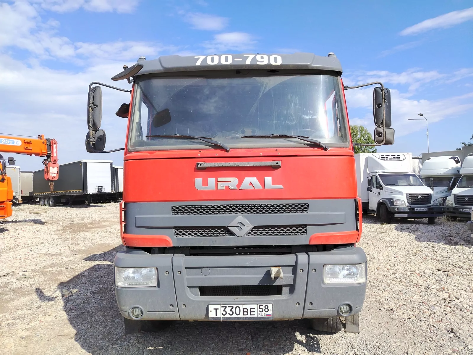 Ural С35510 6x4 Самосвал