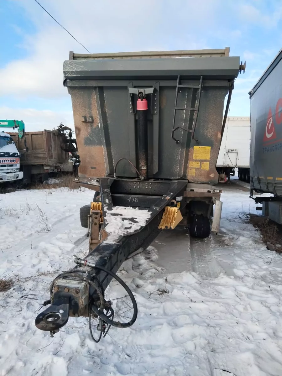 РИАТ 85830F Прицеп самосвал