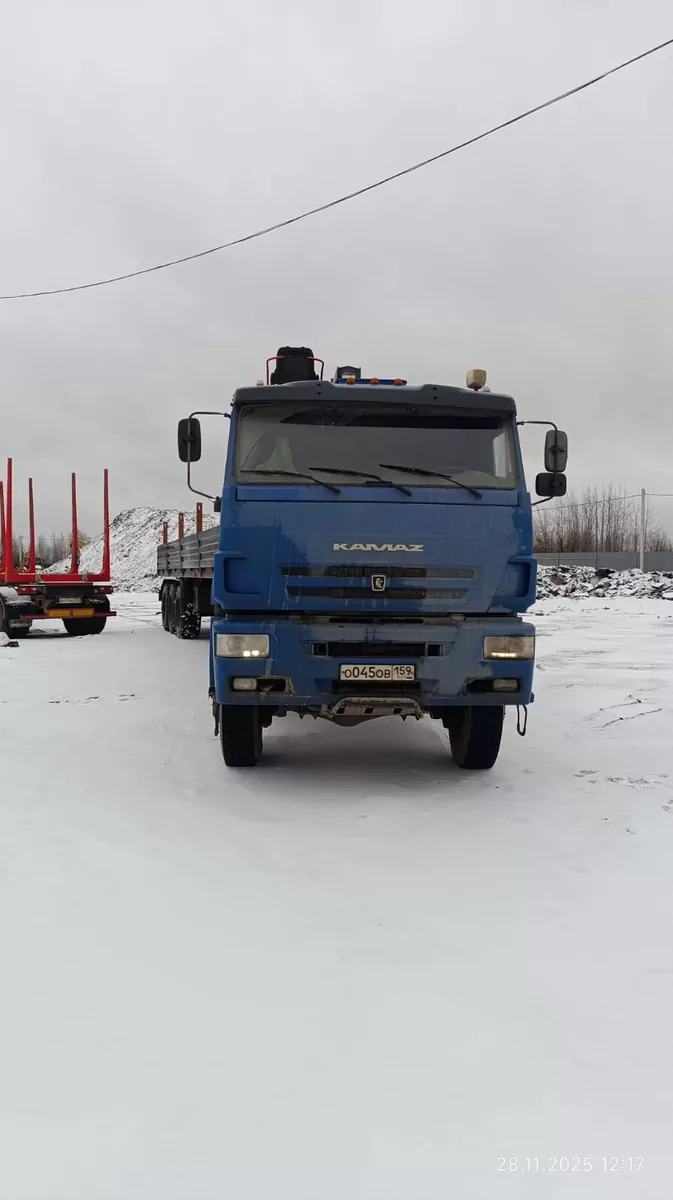 Феникс 780612 на шасси КамАЗ 65225 6x6 Седельный тягач с КМУ