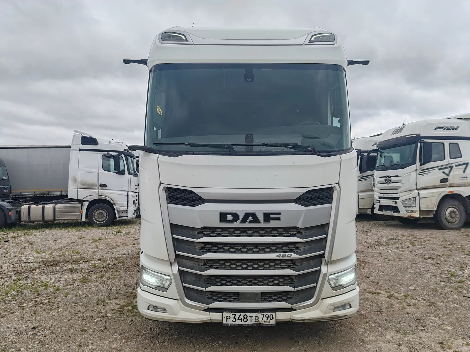 DAF XG 4x2 Седельный тягач