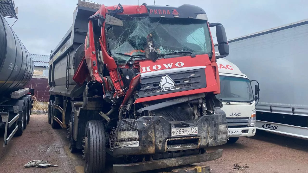 Howo ZZ3317V386GE1 8x4 Самосвал