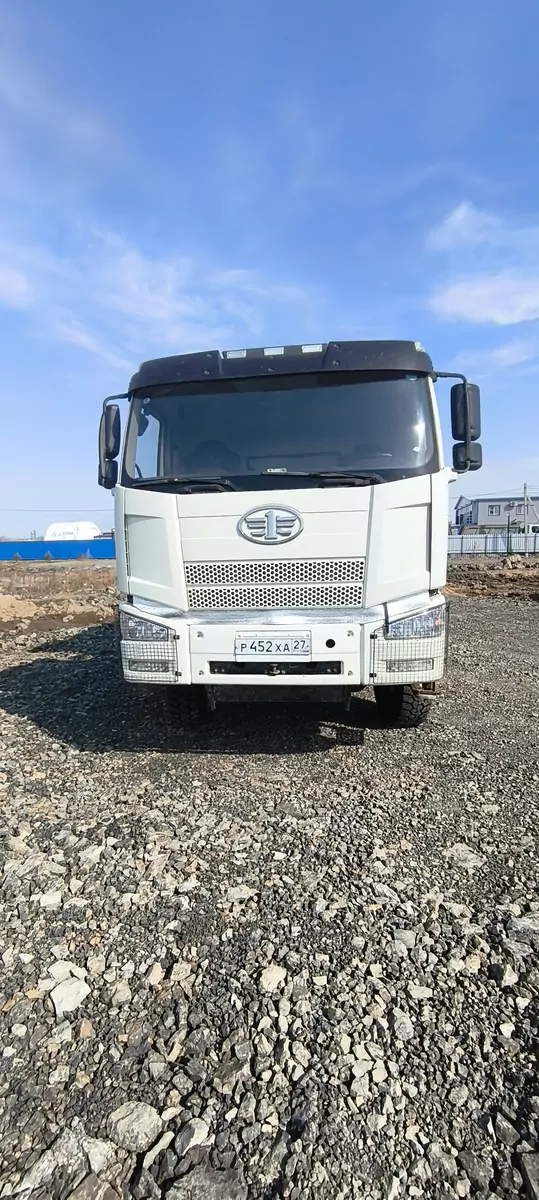 FAW J6 6x4 Самосвал