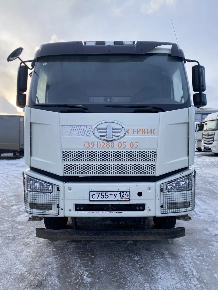 FAW CA3310P66K24T4E5 8x4 Самосвал