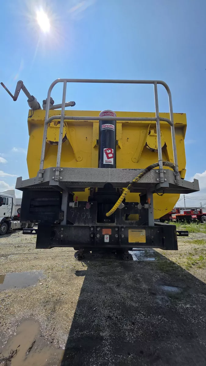 Grunwald 9453 Полуприцеп самосвальный