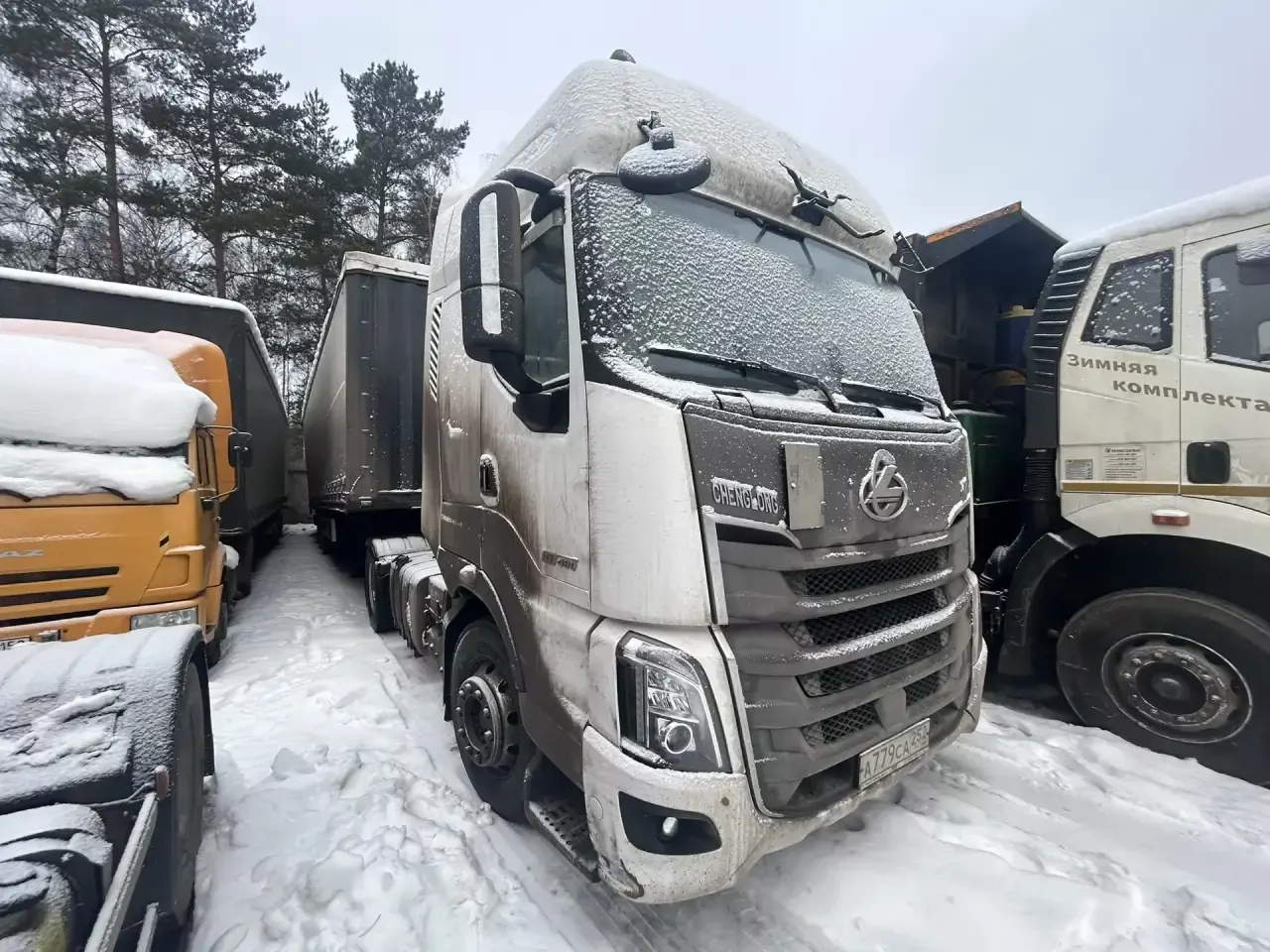 CHENGLONG H7 4x2 Седельный тягач