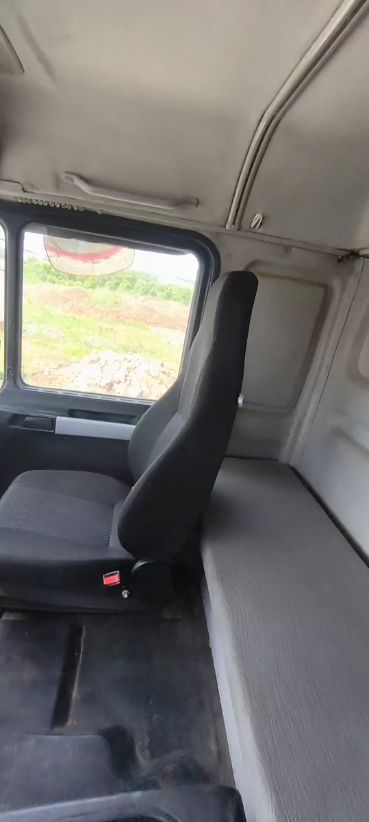 Shacman SX32586T384 6x4 Самосвал