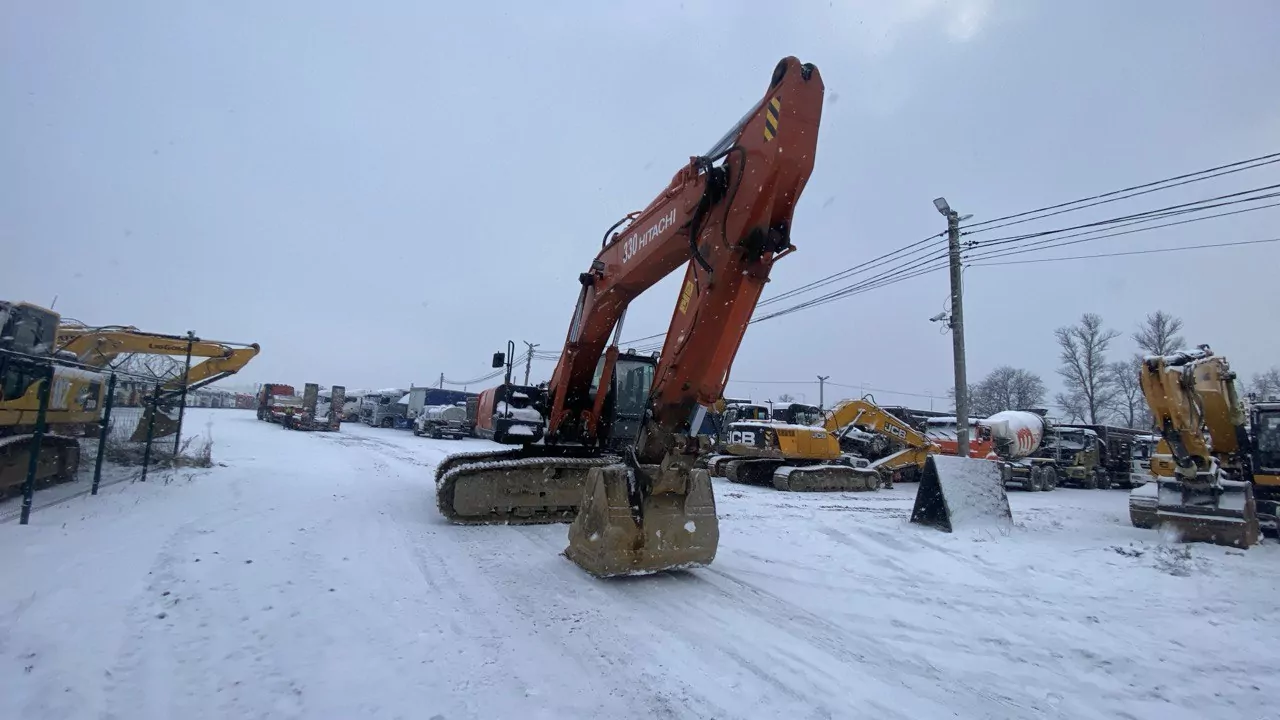 HITACHI ZX330 Экскаватор
