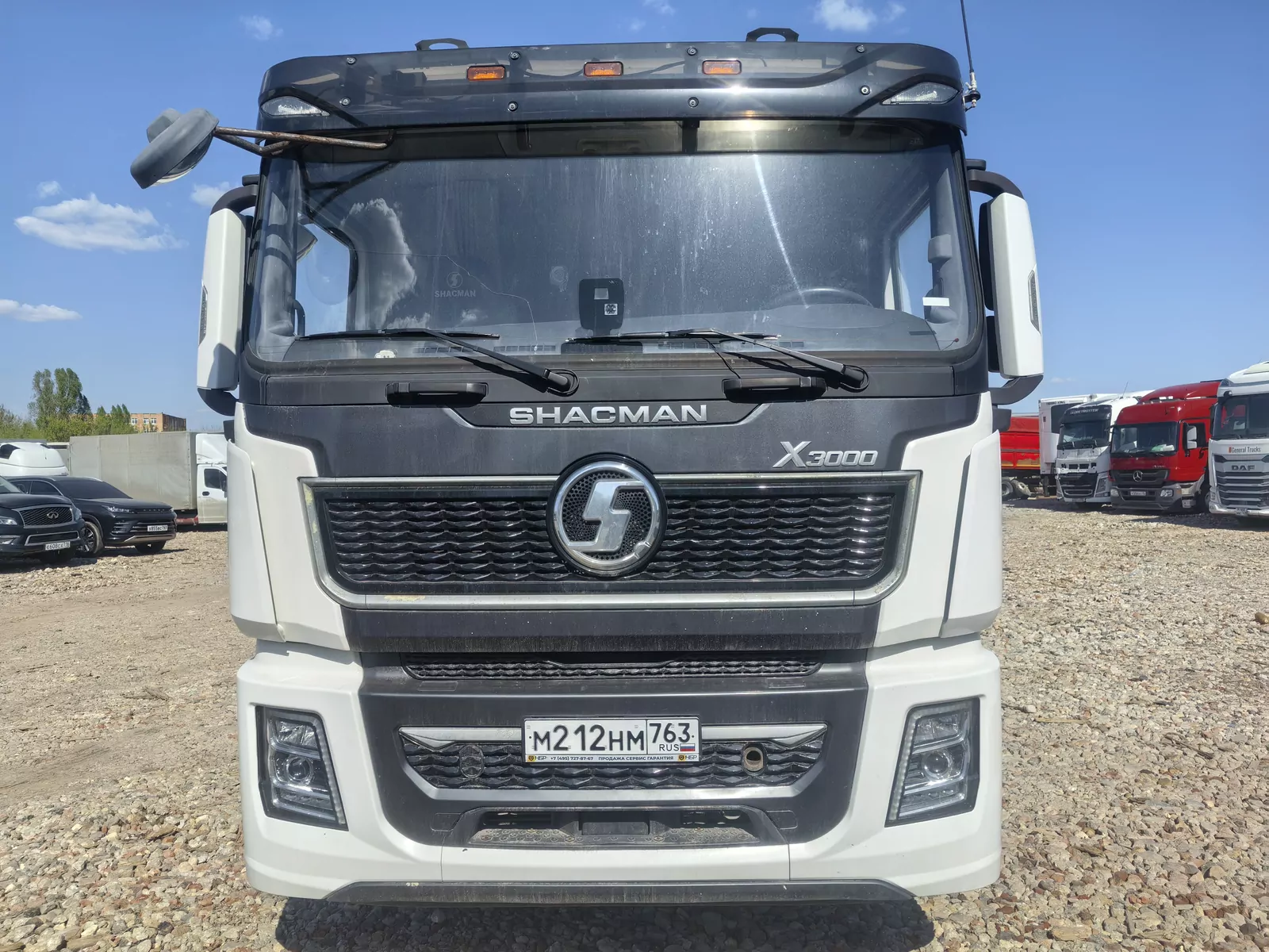 Shacman SX418853381 4x2 Седельный тягач