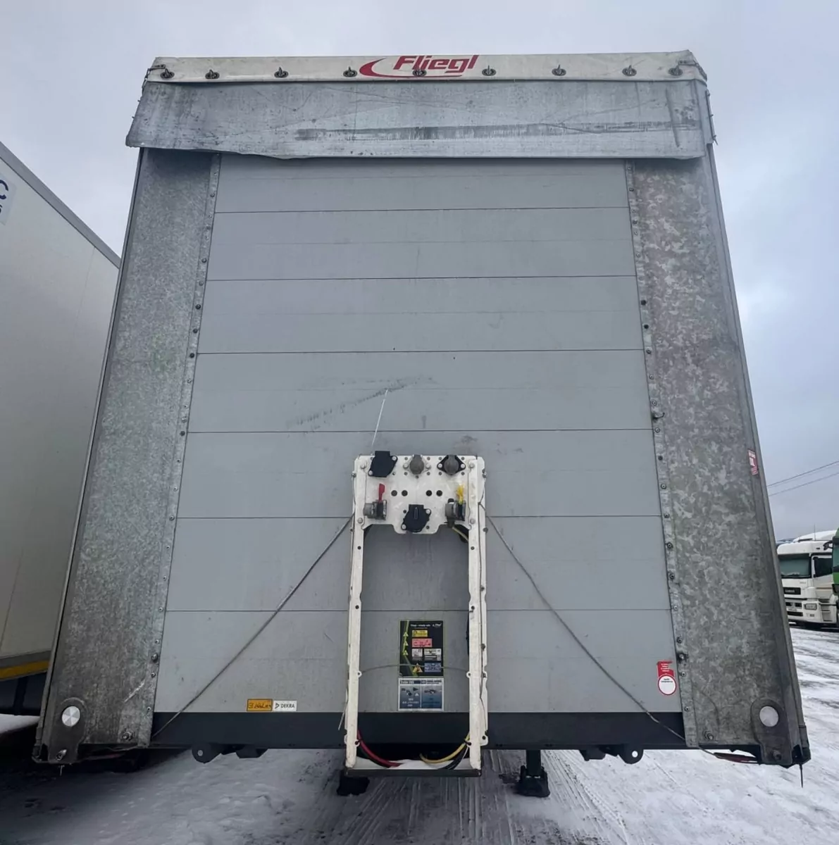 Fliegl SDS 350 Полуприцеп шторный/бортовой