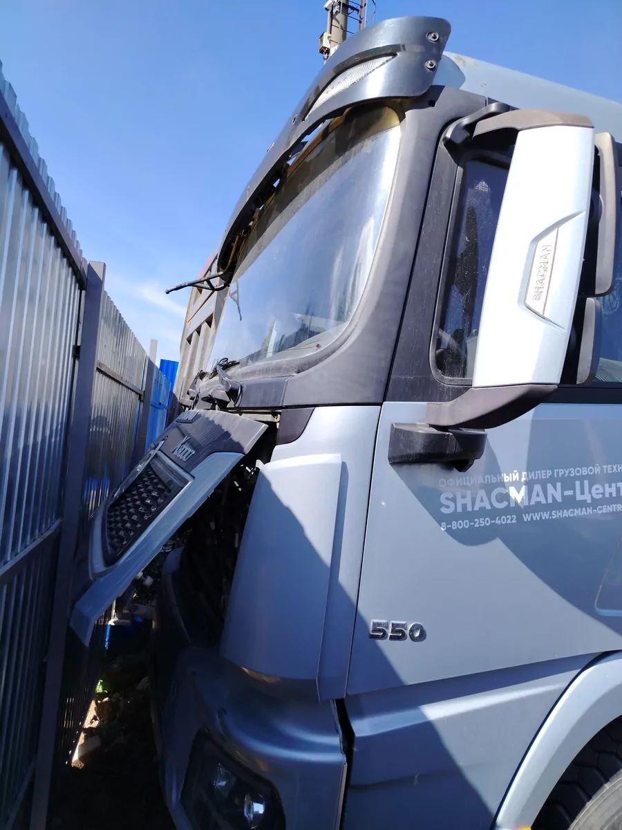 Shacman SX331863366 8x4 Самосвал