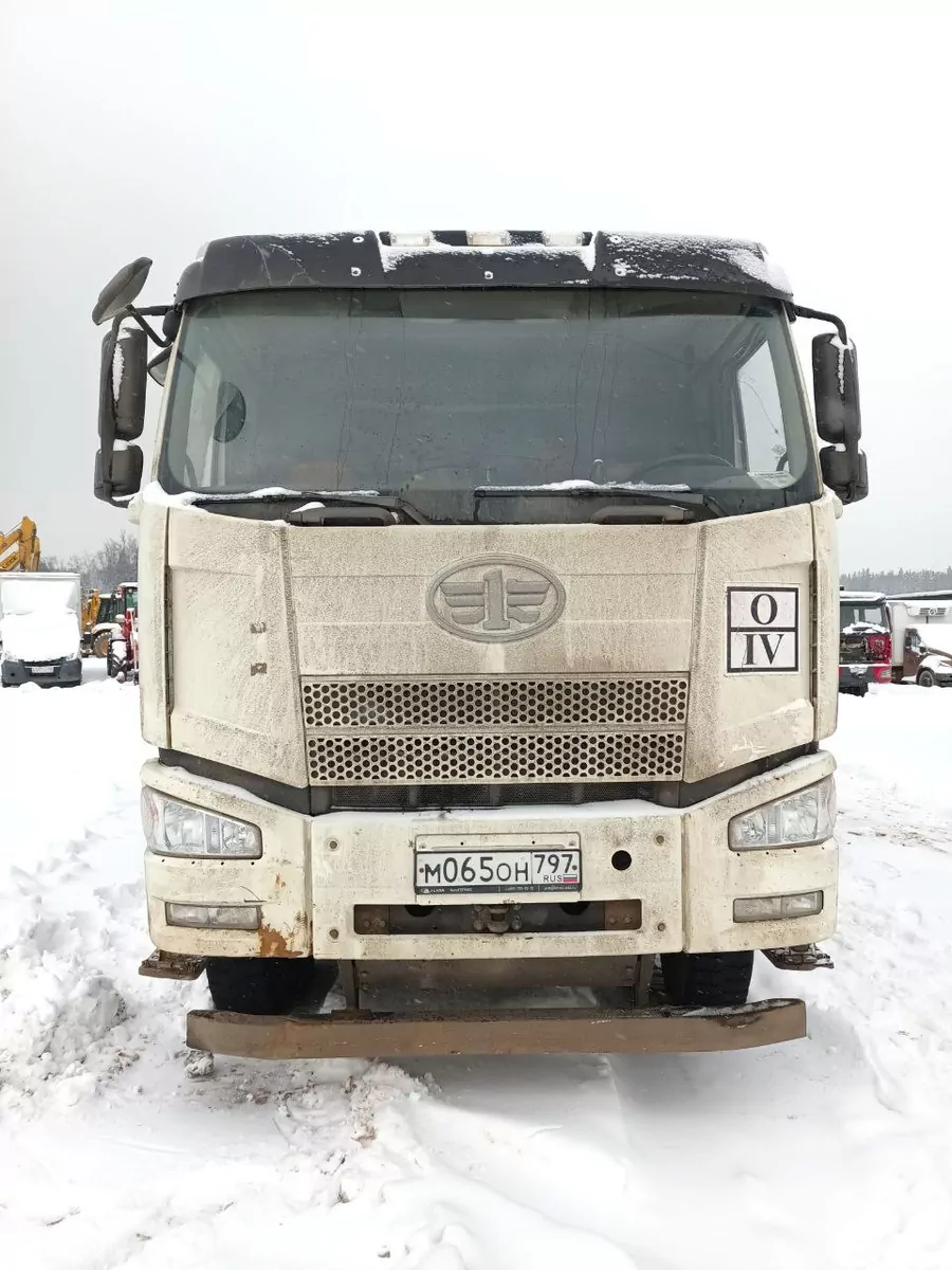 FAW J6 6x4 Самосвал