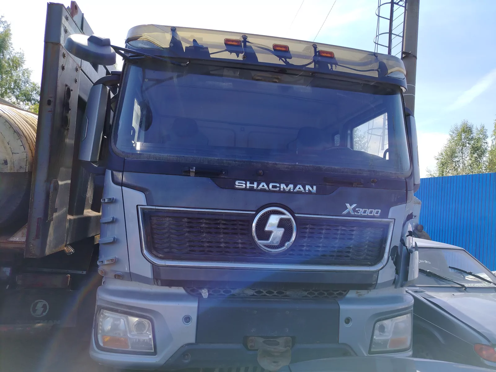 Shacman SX331863366 8x4 Самосвал