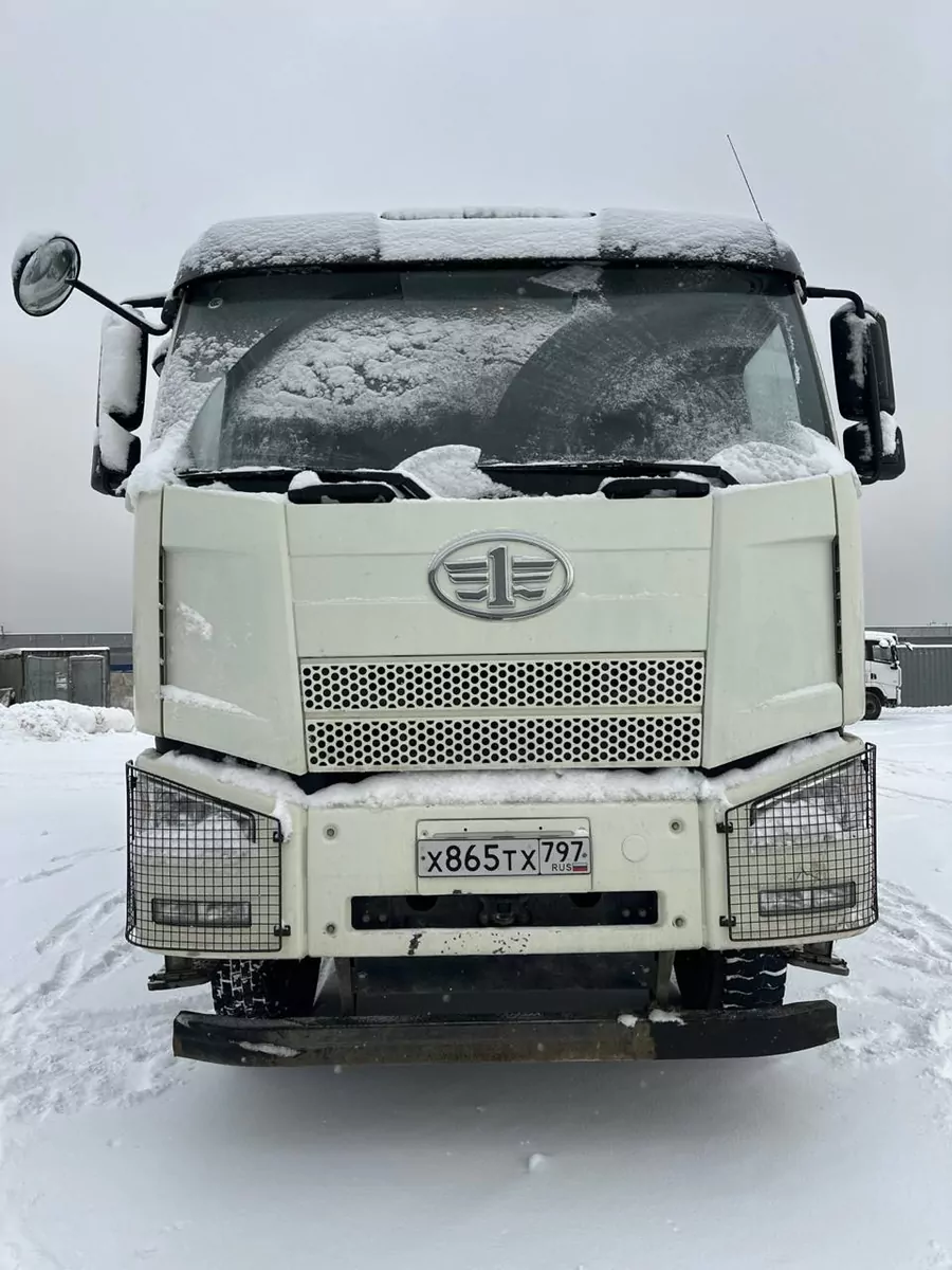 FAW J6 8x4 Самосвал