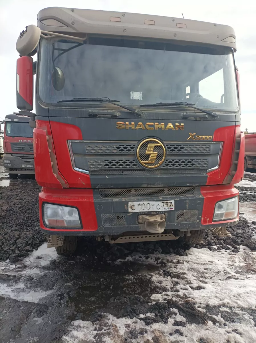 Shacman SX33186W366C 8x4 Самосвал