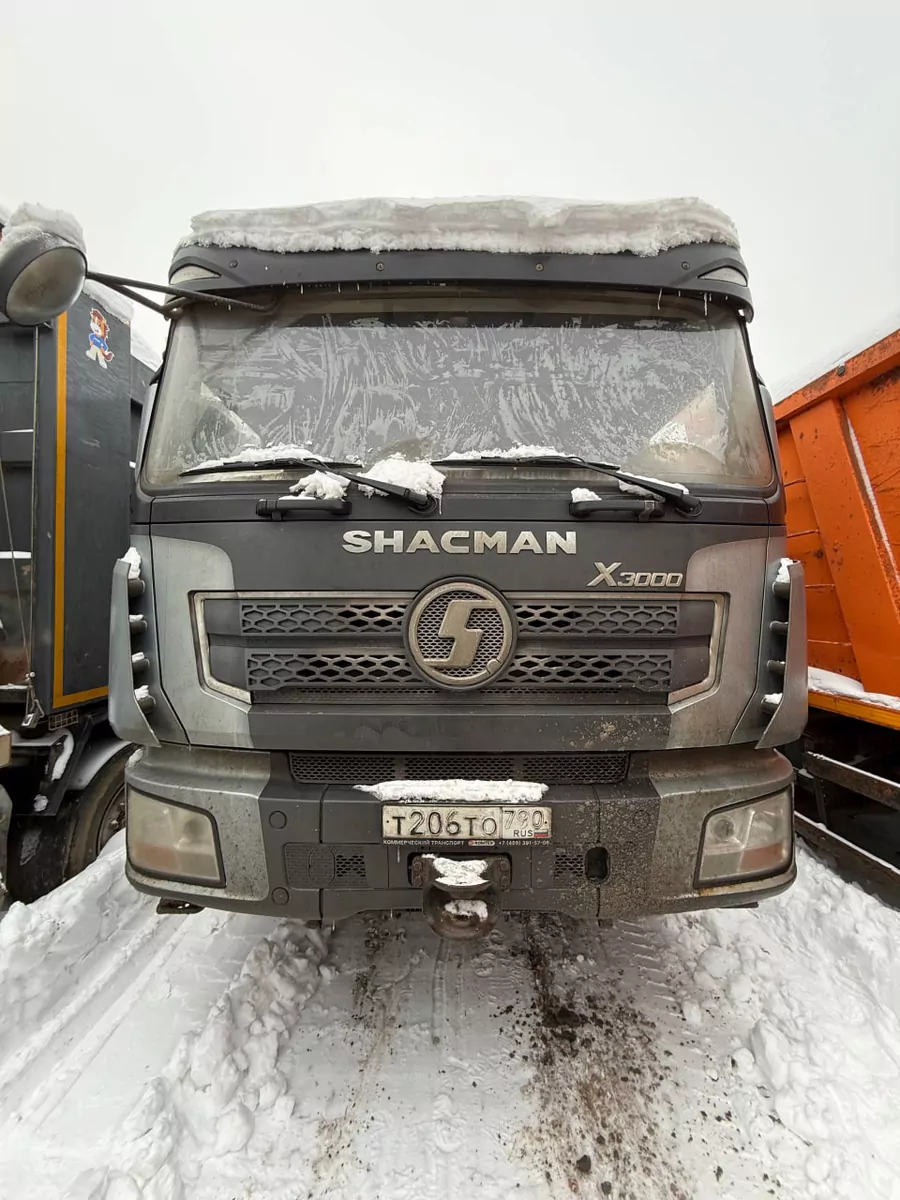 Shacman SX33186V366 8x4 Самосвал
