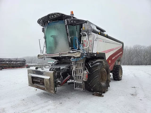 КЗ Ростсельмаш РСМ-181 Комбайн