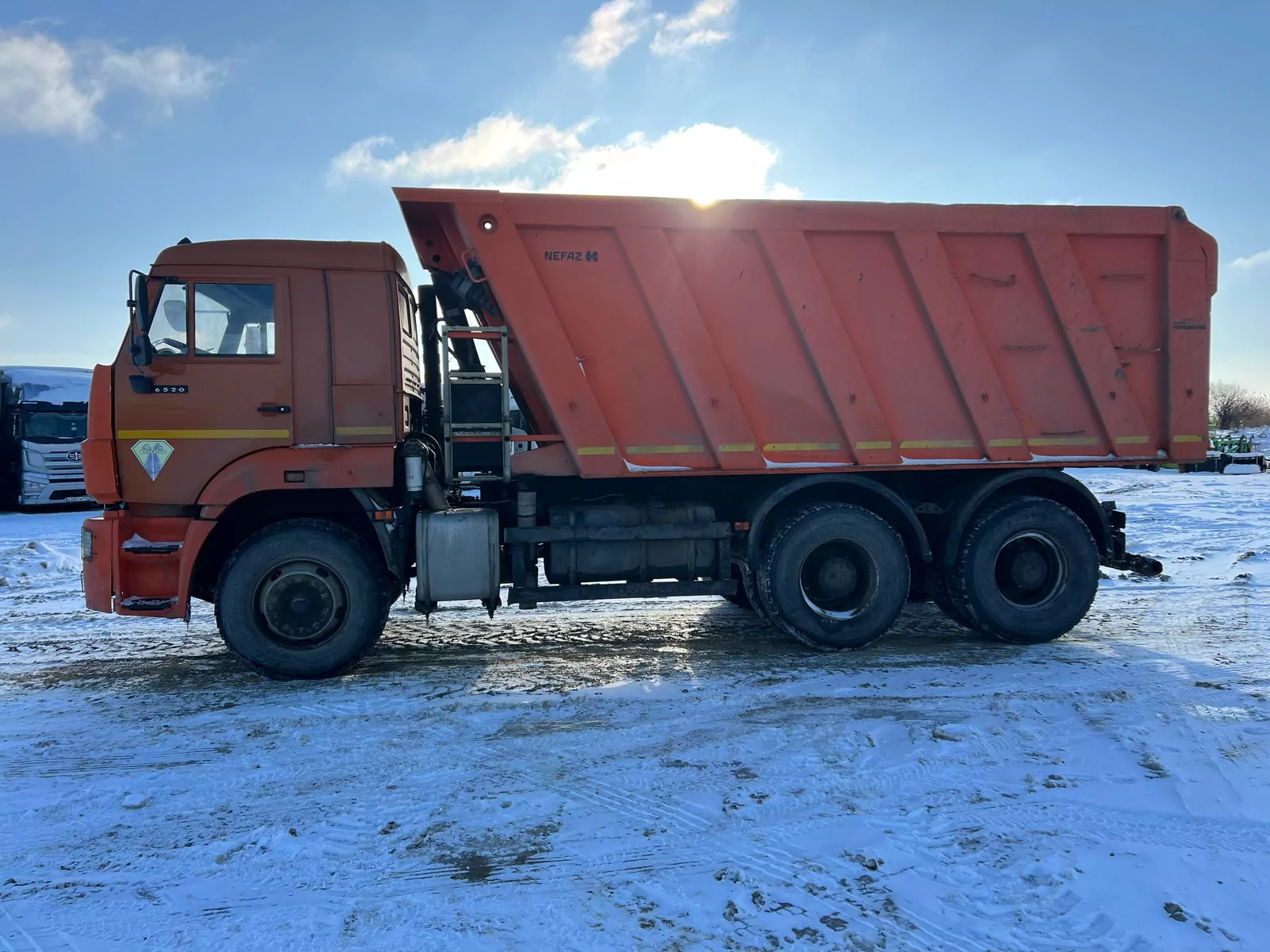 КамАЗ 6520 6x4 Самосвал