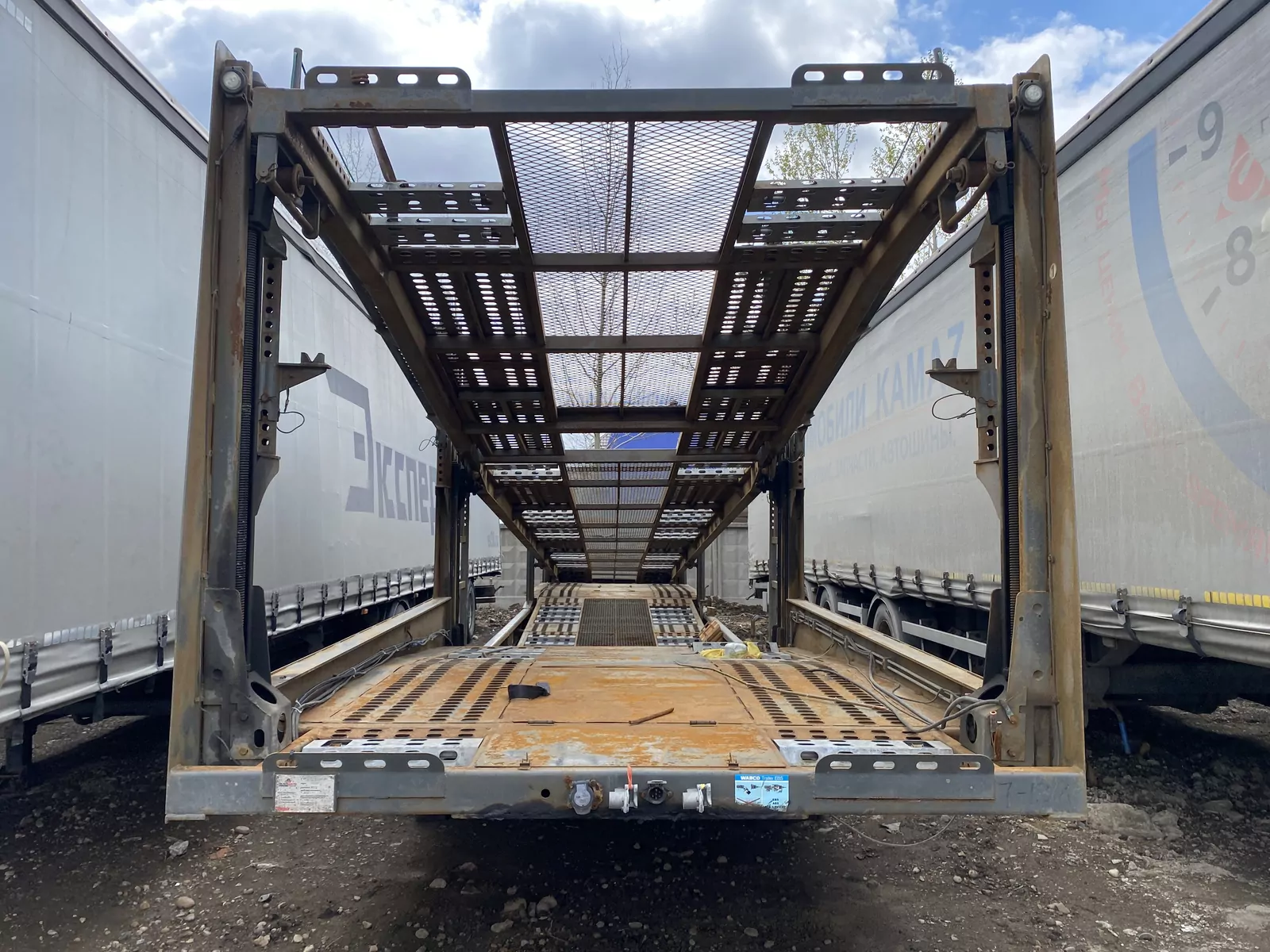 BLACKSMITH TRAILER 922211 Полуприцеп автовоз