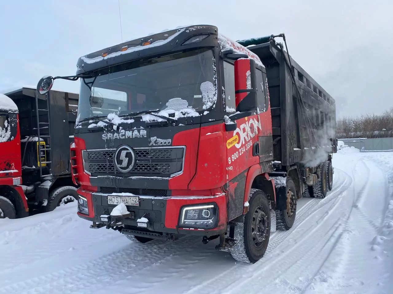Shacman (Shaanxi) SX33186W366C 8x4 Самосвал