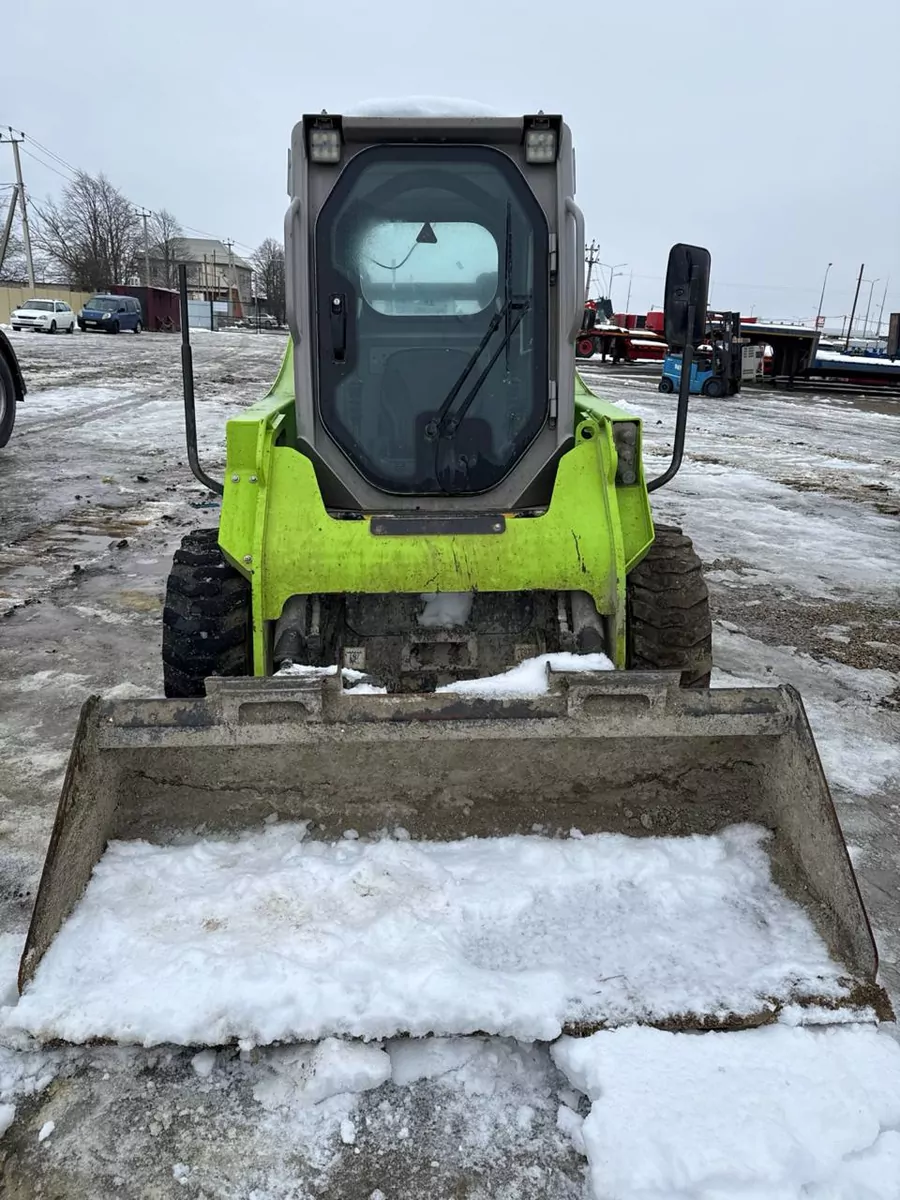 Zoomlion ZS080V Мини погрузчик