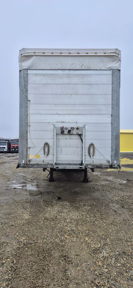 Schmitz Cargobull SCS Полуприцеп шторный