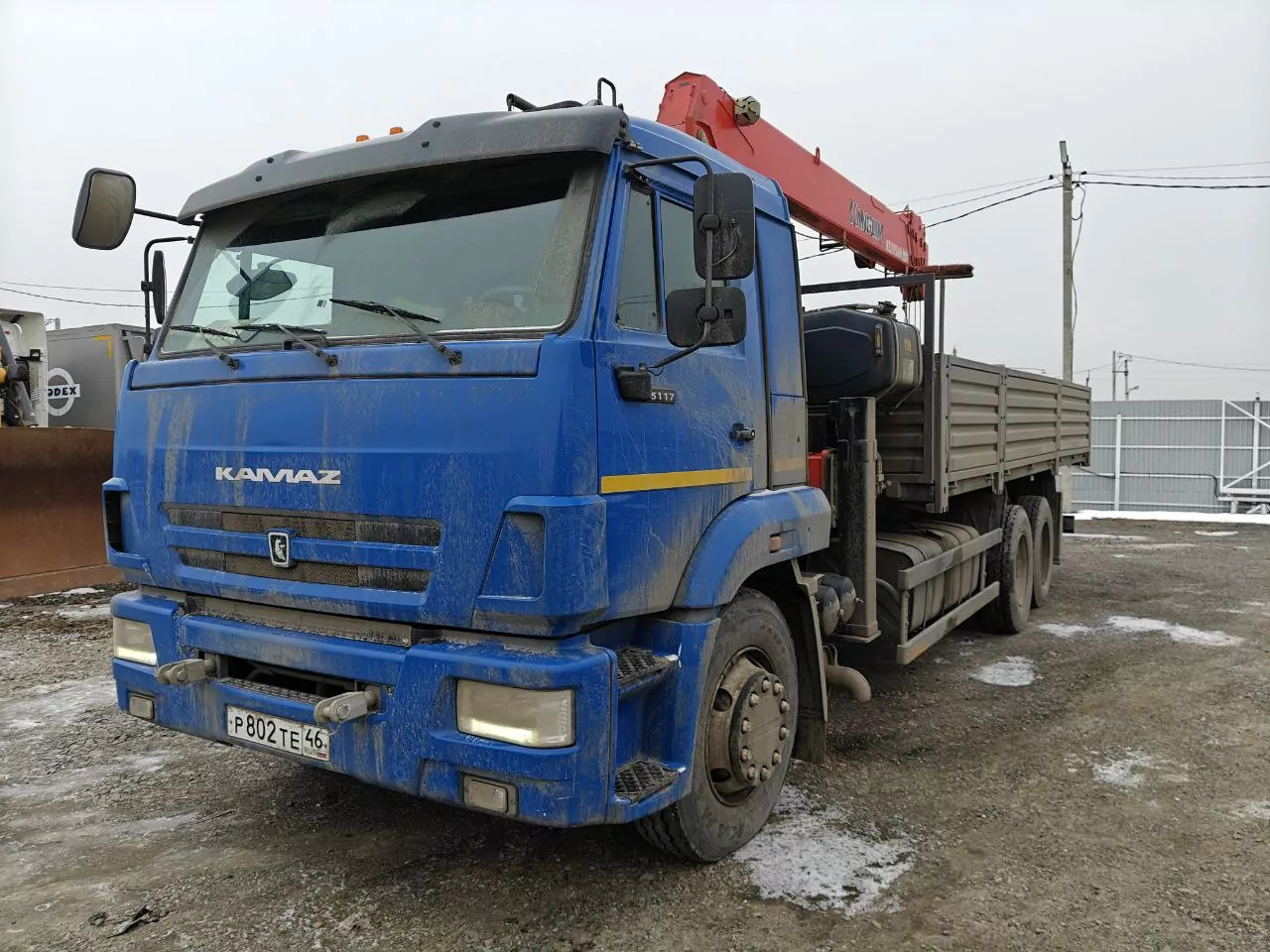 КамАЗ 65117 6x4 Бортовой с КМУ