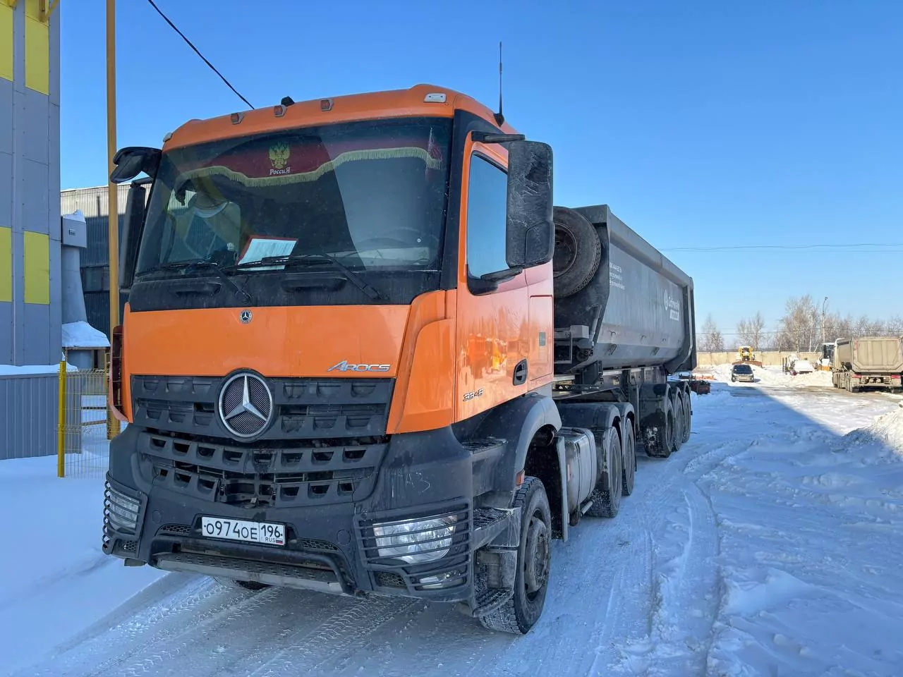Mercedes-Benz AROCS 6x4 Седельный тягач