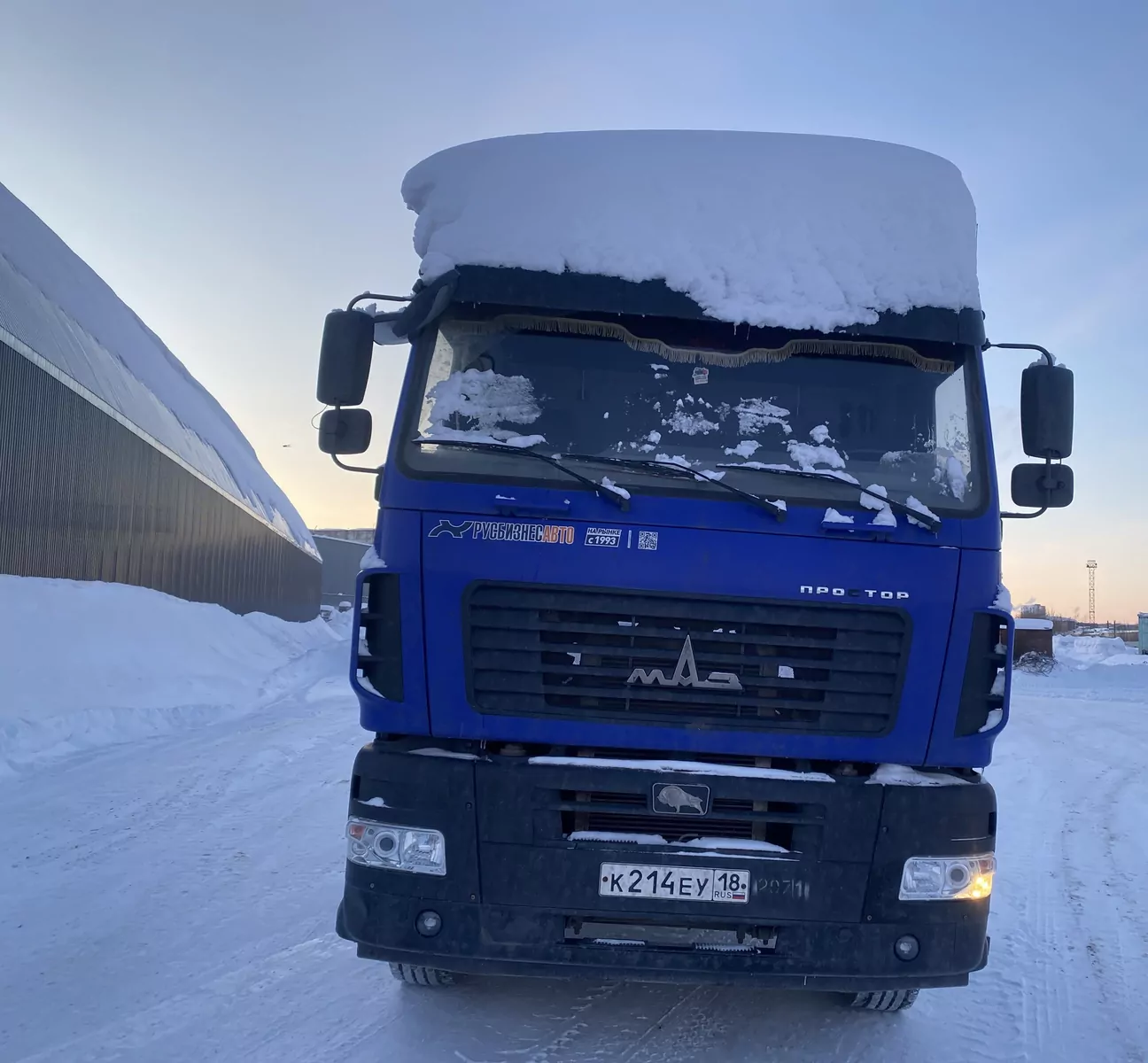 МАЗ 6430 6x4 Седельный тягач
