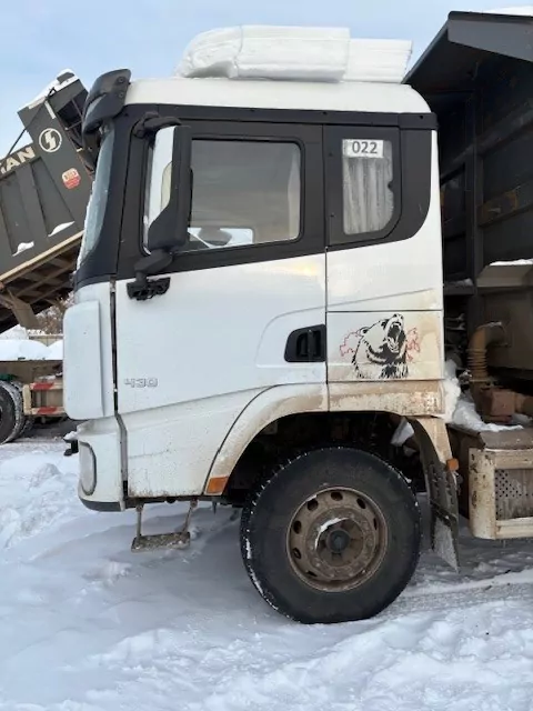 Shacman (Shaanxi) SX32586V384 6x4 Самосвал