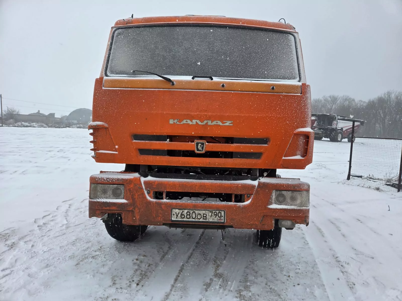 КамАЗ 6520 6x4 Самосвал