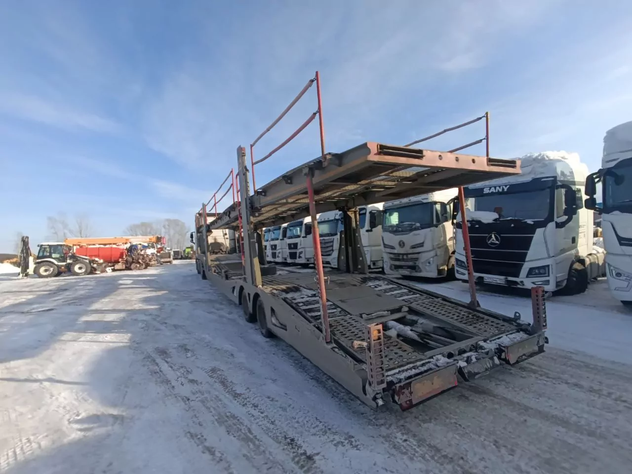 LUXUDA LZC9407BG Полуприцеп автовоз