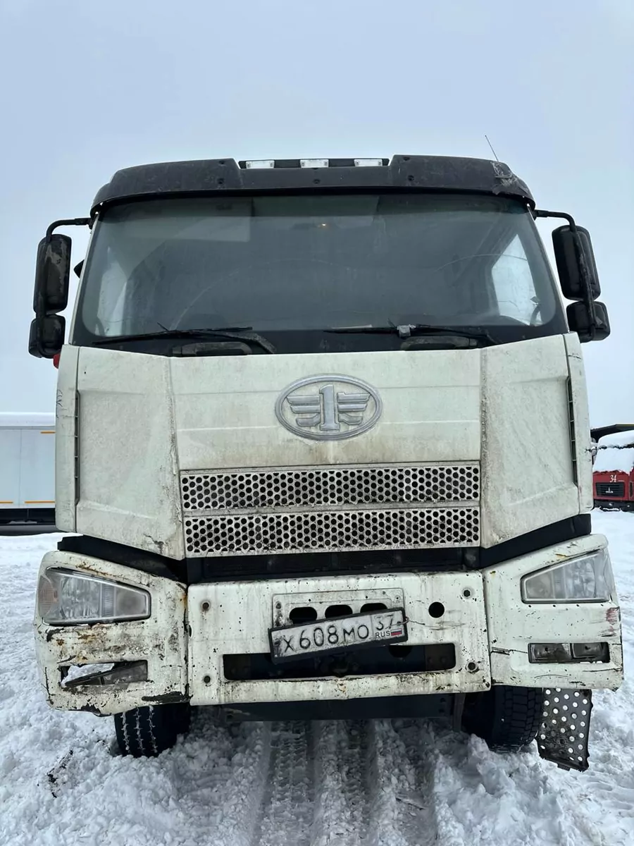 FAW J6 6x4 Самосвал