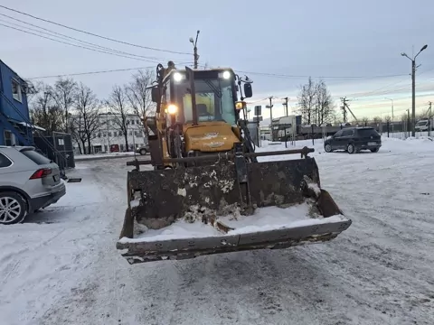 SANY BHL95 Экскаватор-погрузчик