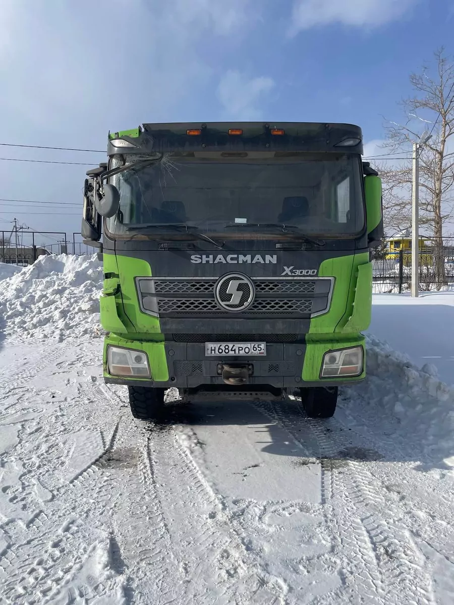 Shacman (Shaanxi) SX33186W366C 8x4 Самосвал