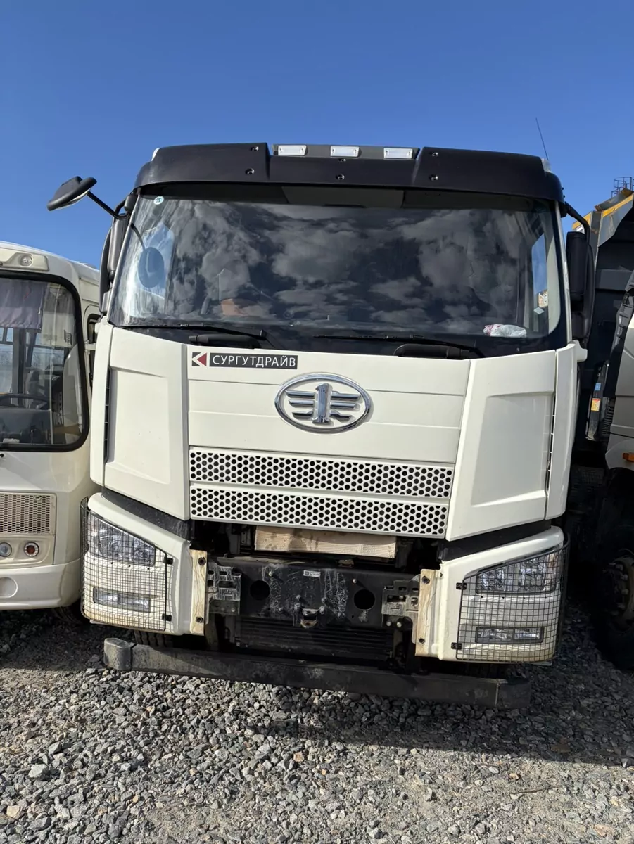 FAW J6 6x6 Самосвал