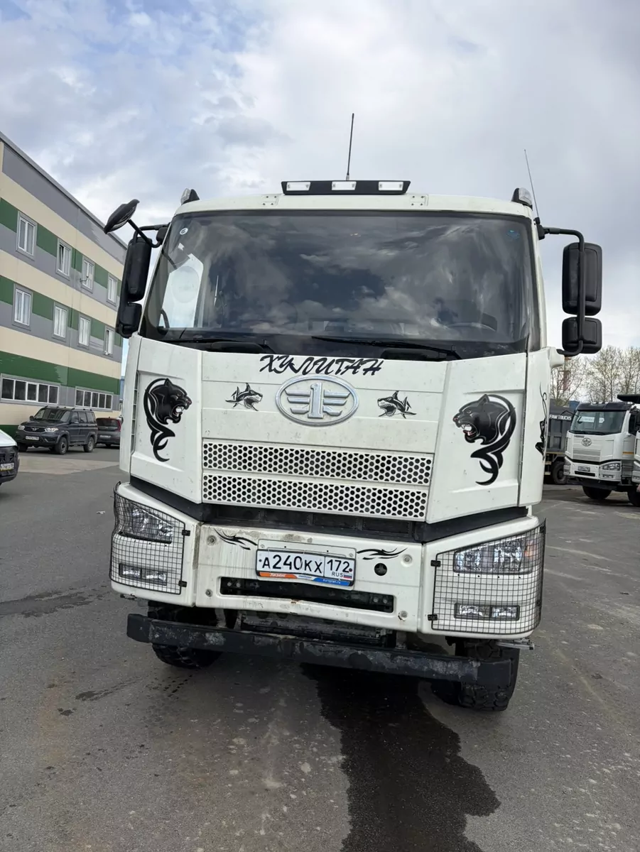 FAW J6 6x6 Самосвал