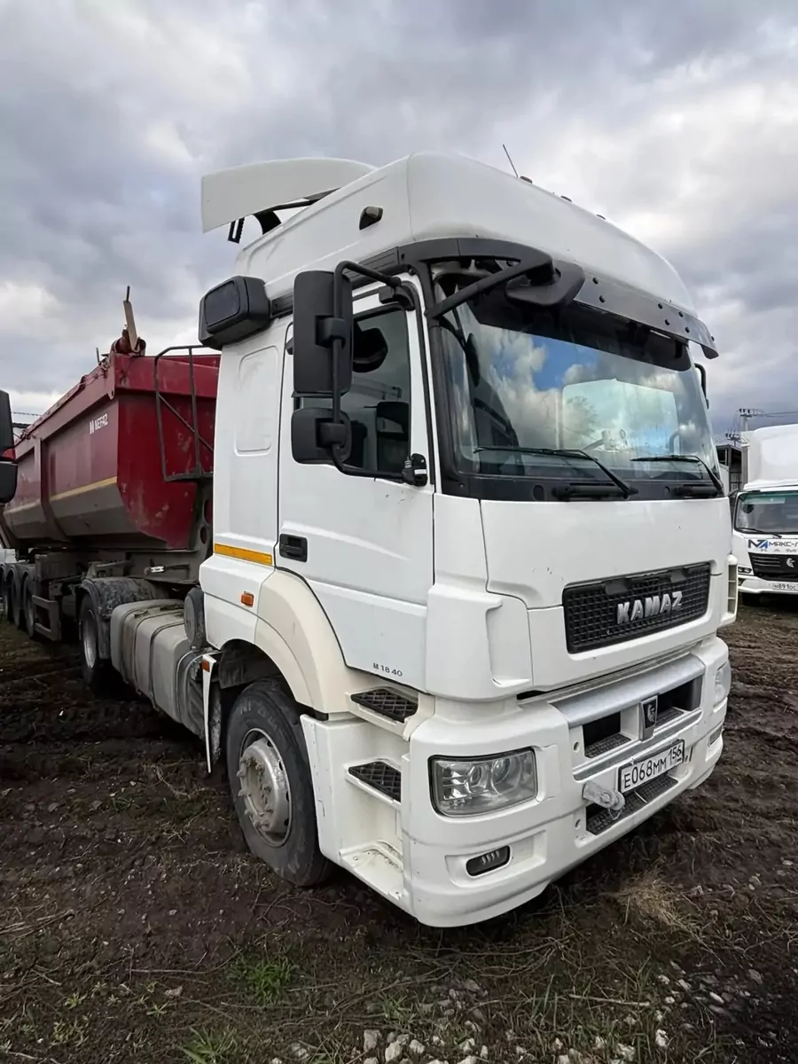 КамАЗ М1840 4x2 Седельный тягач
