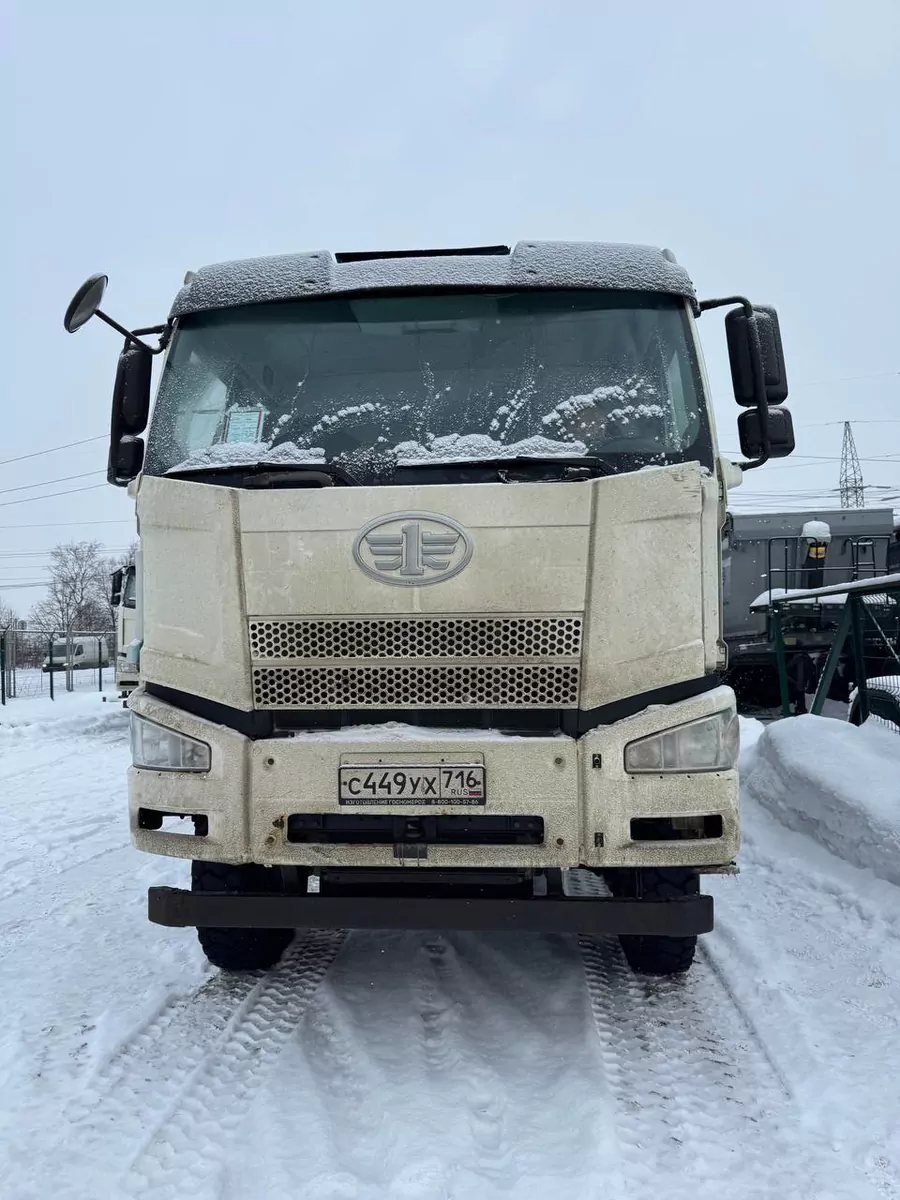 FAW J6 6x6 Самосвал