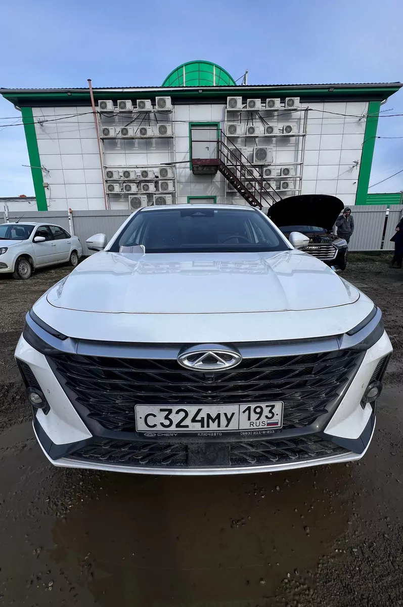 Chery Arrizo 8