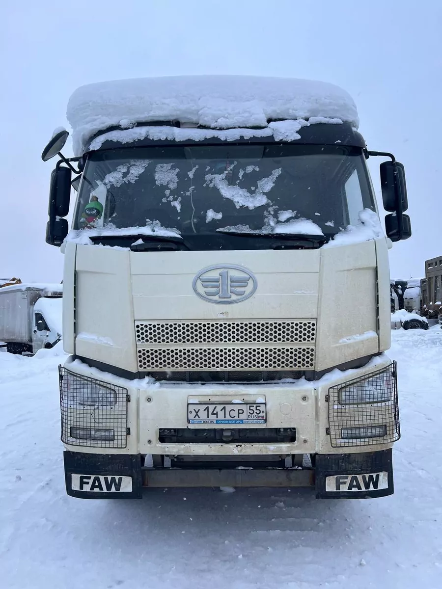 FAW J6 6x6 Самосвал