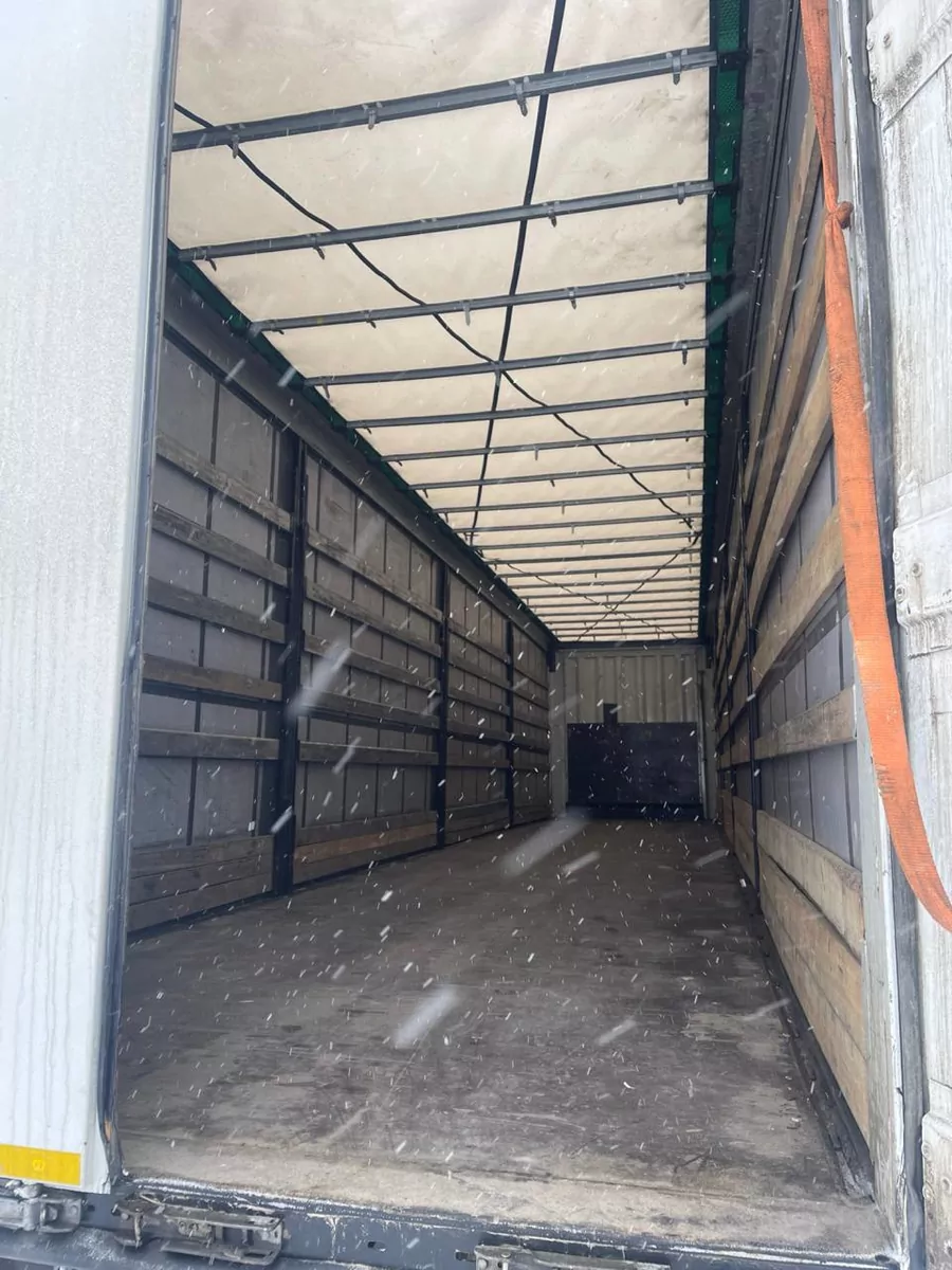 Krone SD Полуприцеп шторный