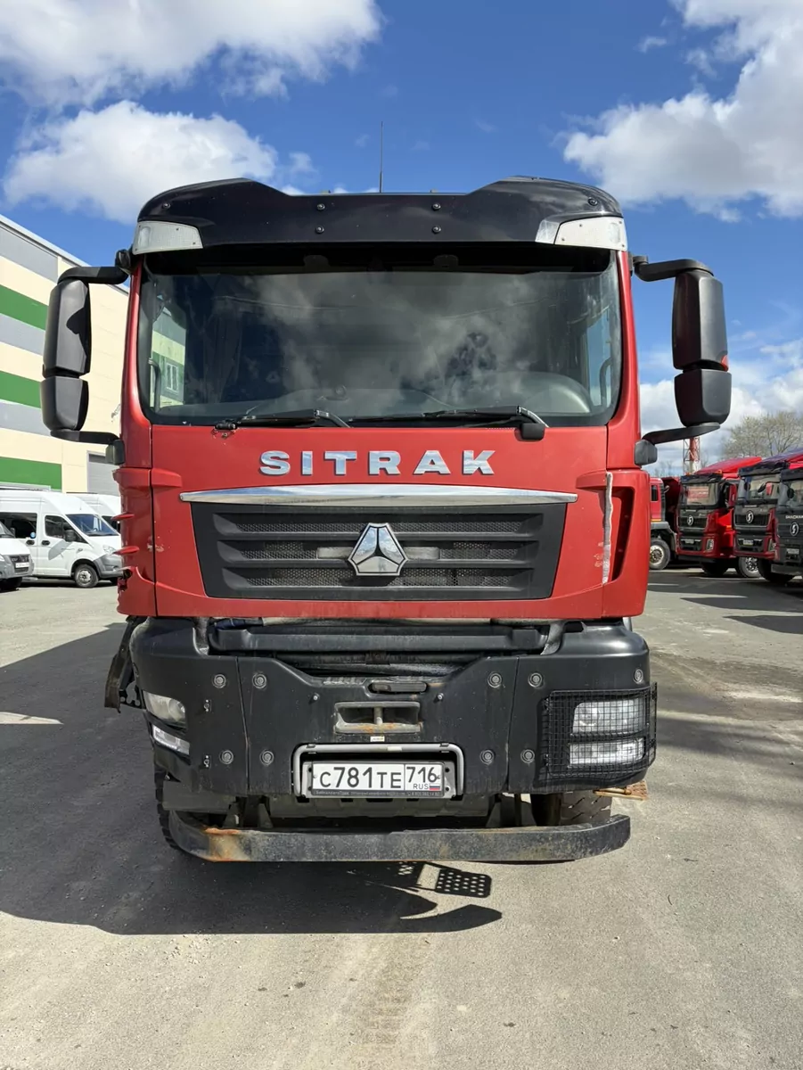 SITRAK C7H 8x4 Самосвал