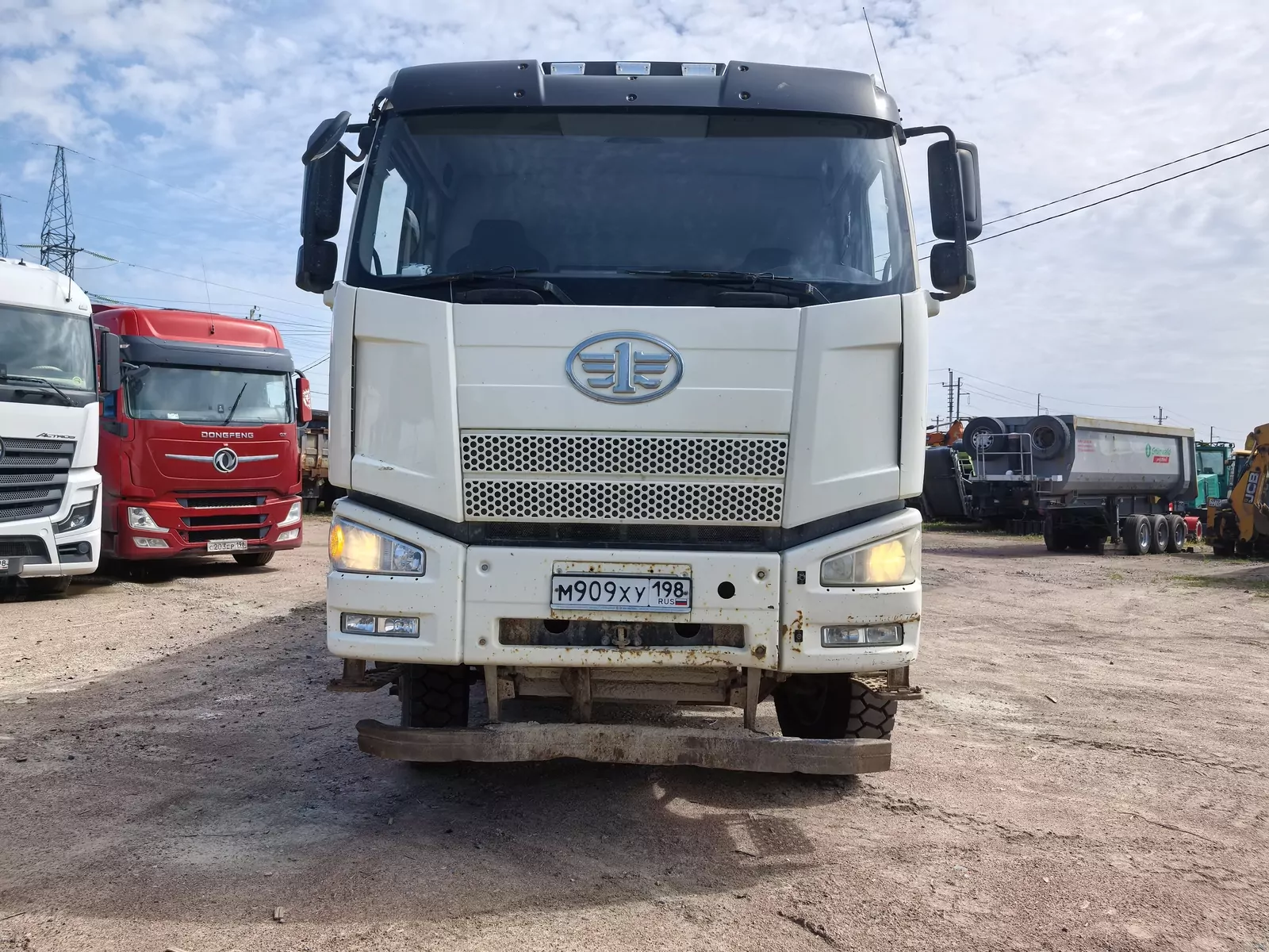 FAW CA 3310 8x4 Самосвал
