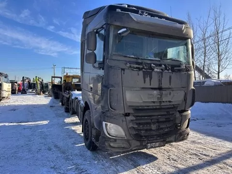DAF XF 4x2 Седельный тягач