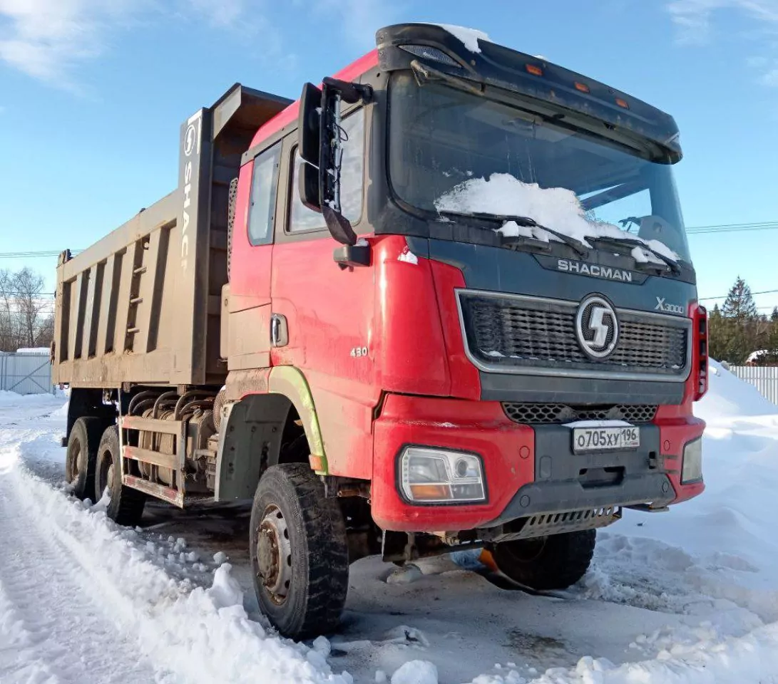 Shacman SX32586V385 6x6 Самосвал