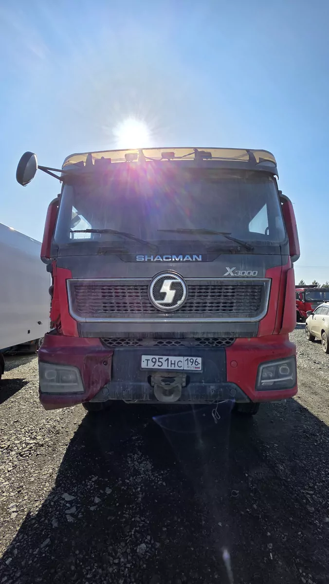 Shacman SX33186V366 8x4 Самосвал