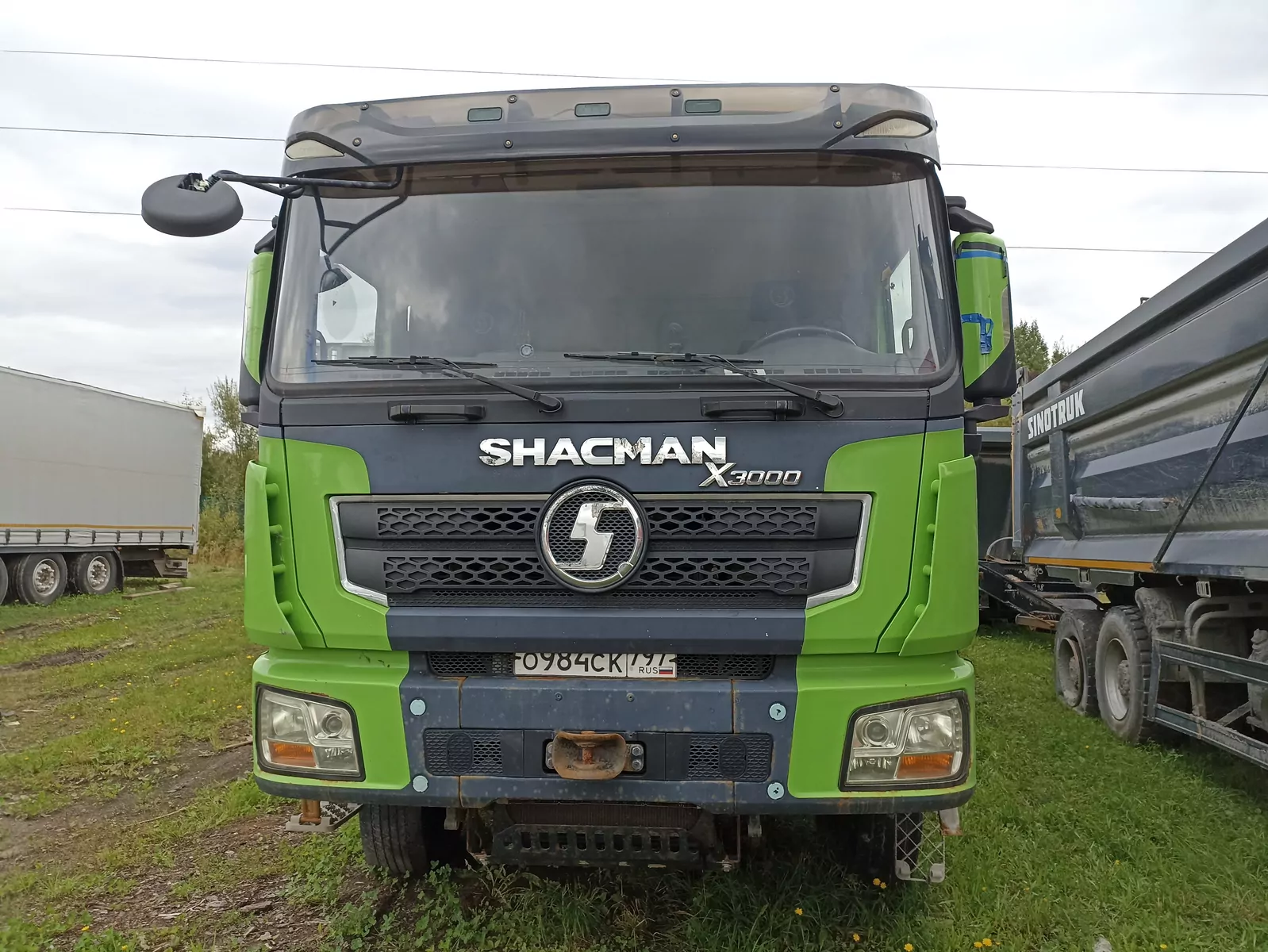 Shacman SX331863366 8x4 Самосвал