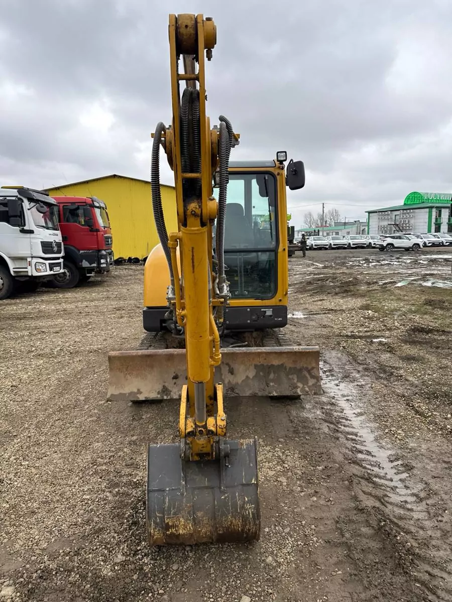LGCE E635F Мини-экскаватор