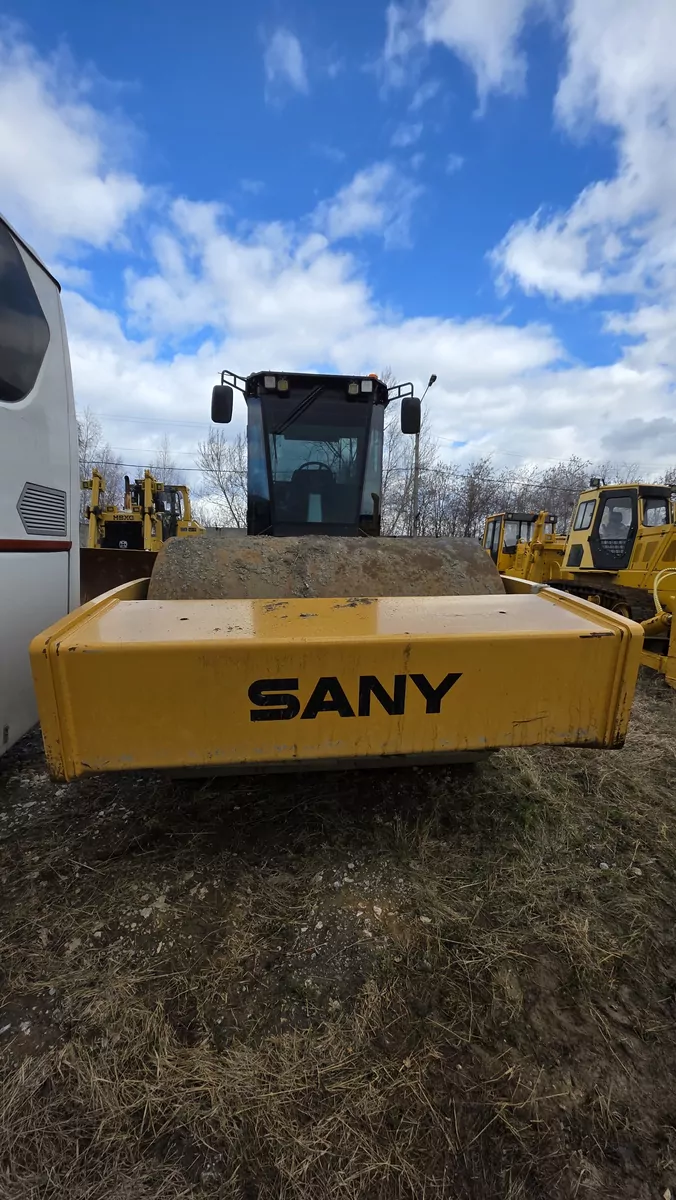 SANY SSR260C-8 Каток