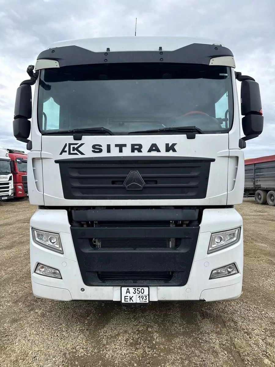 SITRAK C7H 4x2 Седельный тягач